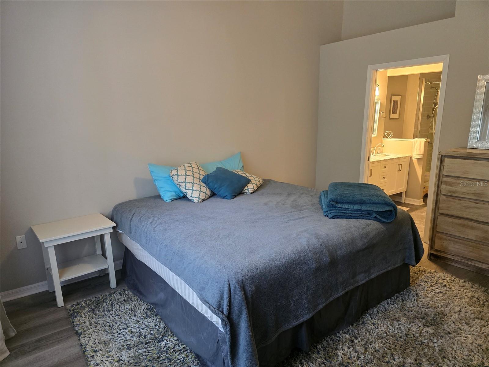 THE LINKS - Residential