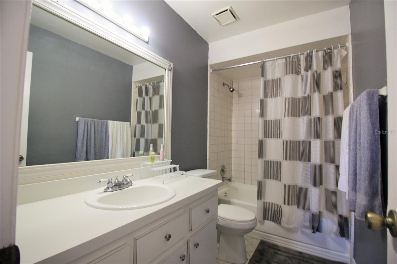 ALHAMBRA COURTS CONDO - Residential