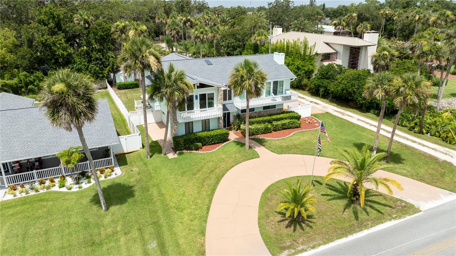 1012 S RIVERSIDE DRIVE