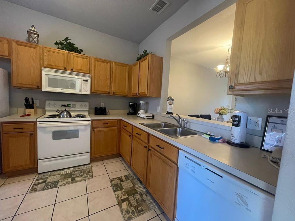 REGAL PALMS AT HIGHLAND RESERVE - Residential