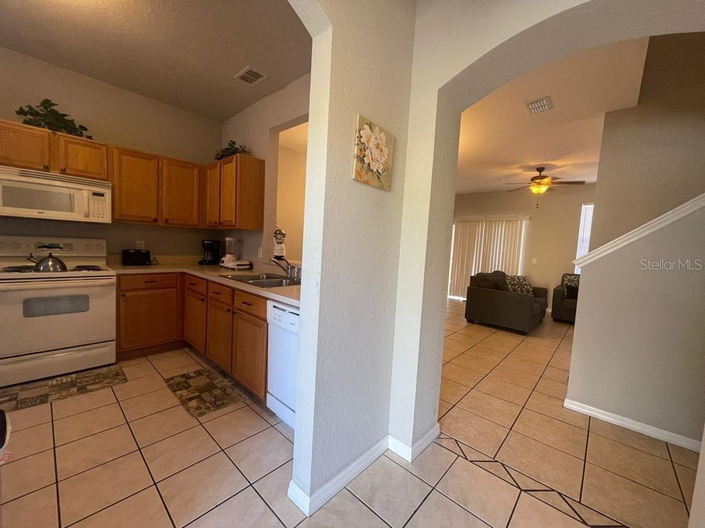 REGAL PALMS AT HIGHLAND RESERVE - Residential