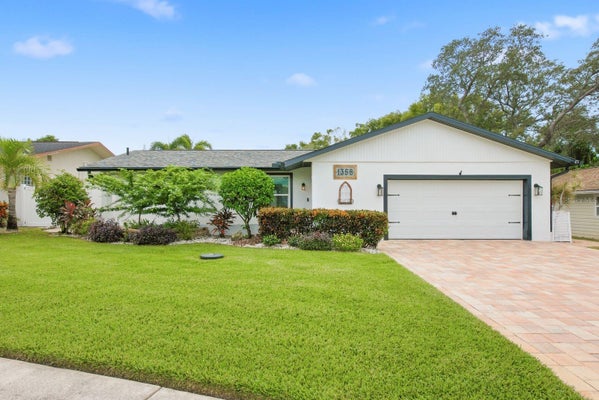 1358 WEXFORD DR S, PALM HARBOR, FL 34683 - Image 03044ea15fab79a3e2745ba659c92c19/2819996005
