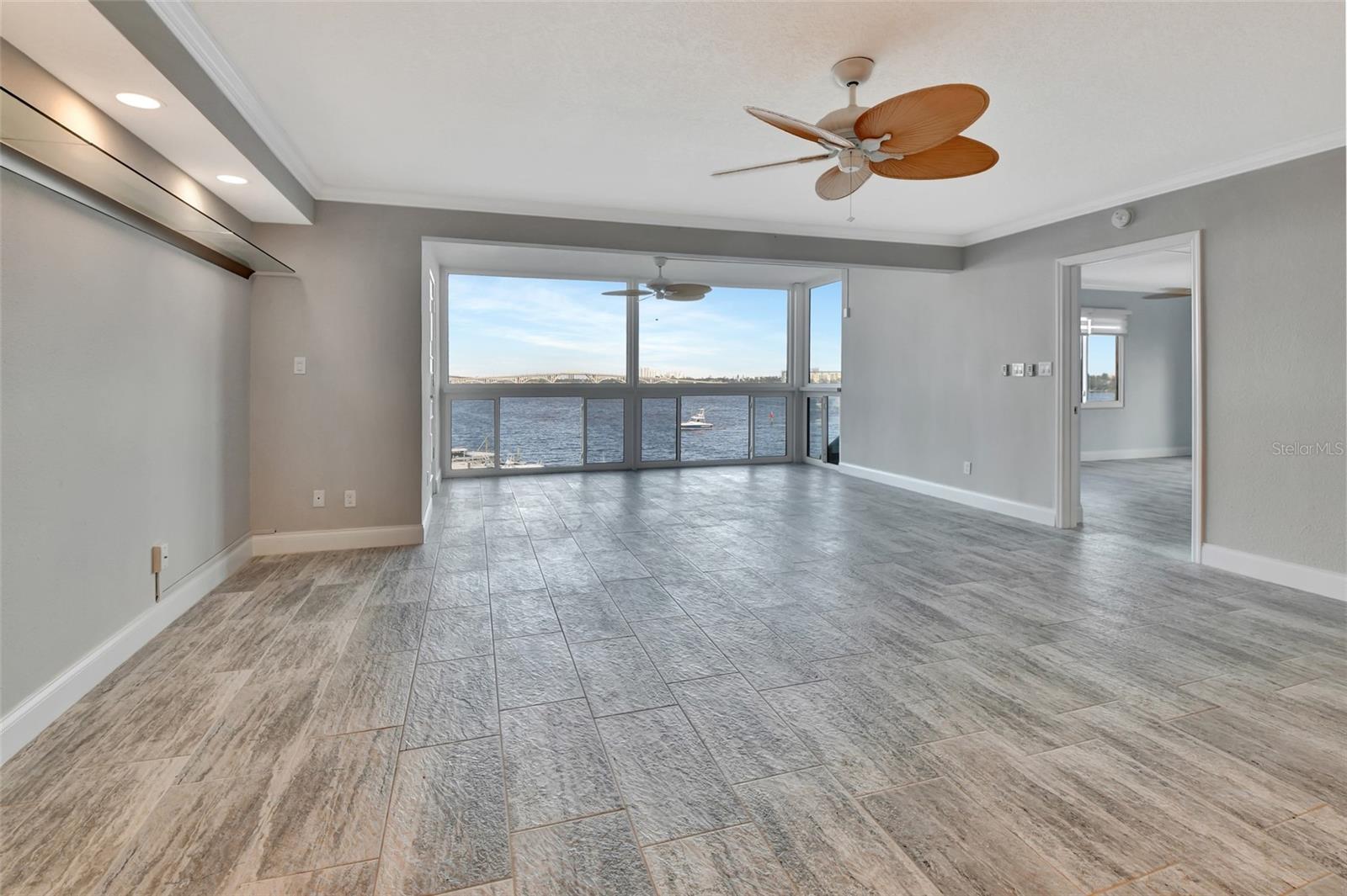 645 MARINA POINT DRIVE 6450