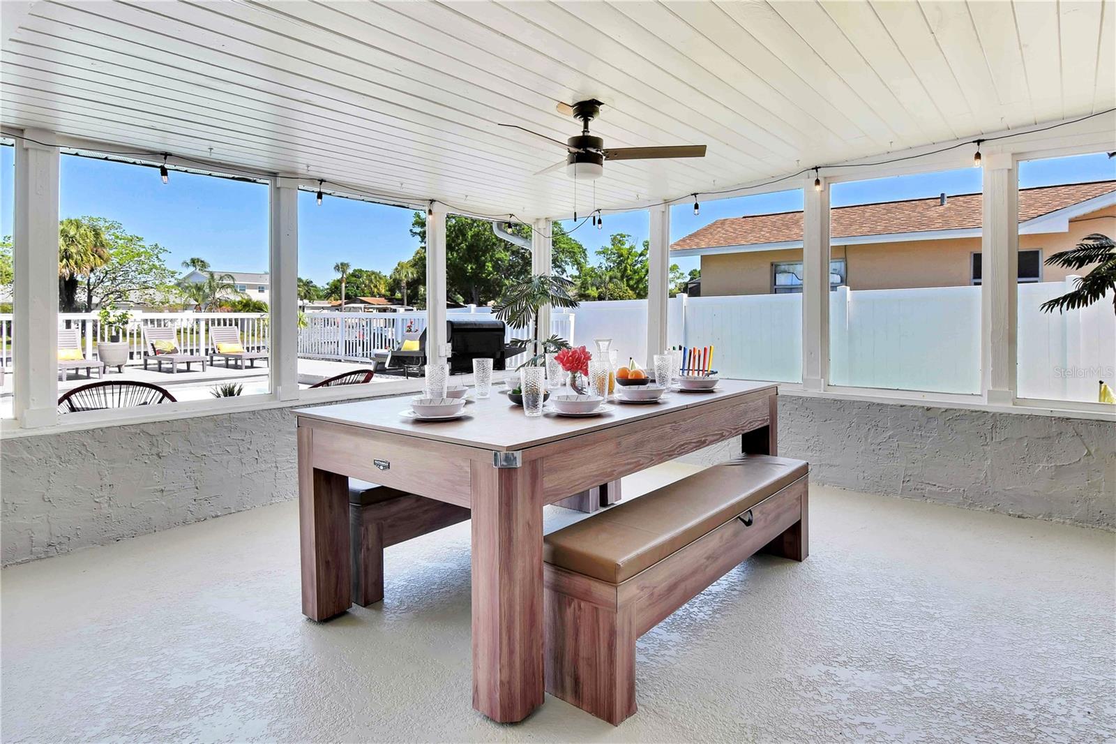 TAMPA SHORES UNIT 7 - Residential