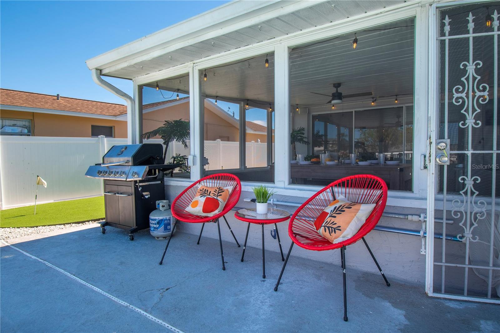 TAMPA SHORES UNIT 7 - Residential