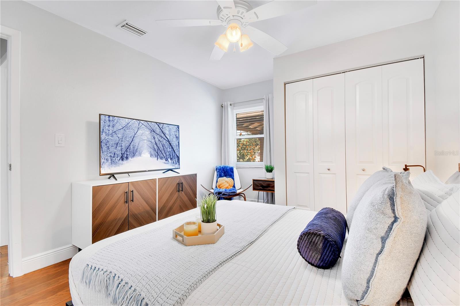 TAMPA SHORES UNIT 7 - Residential