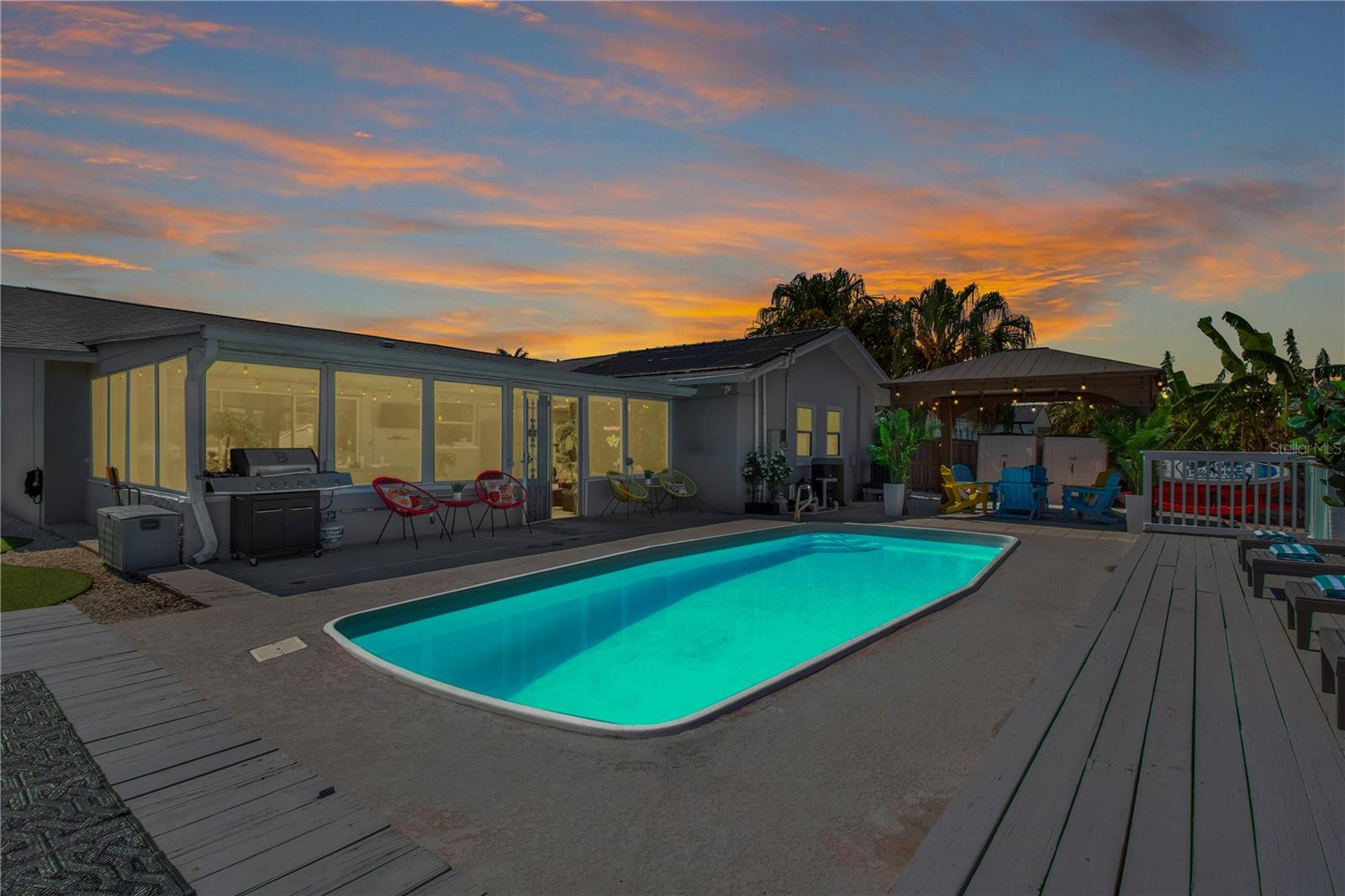 TAMPA SHORES UNIT 7 - Residential