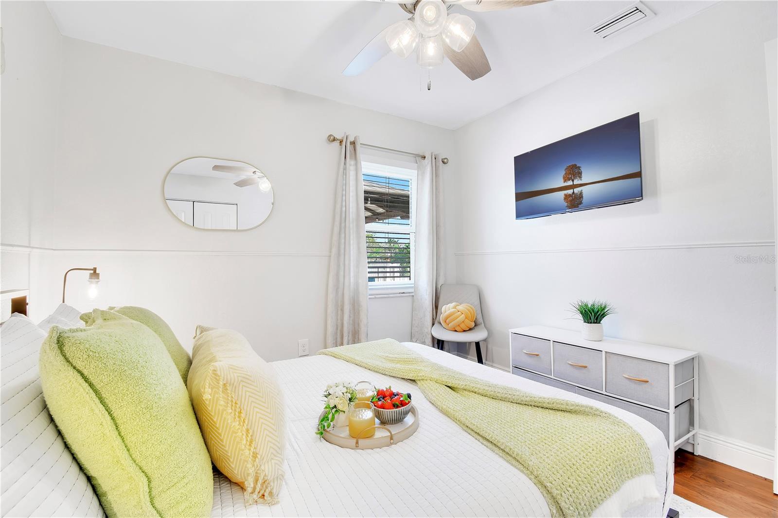 TAMPA SHORES UNIT 7 - Residential