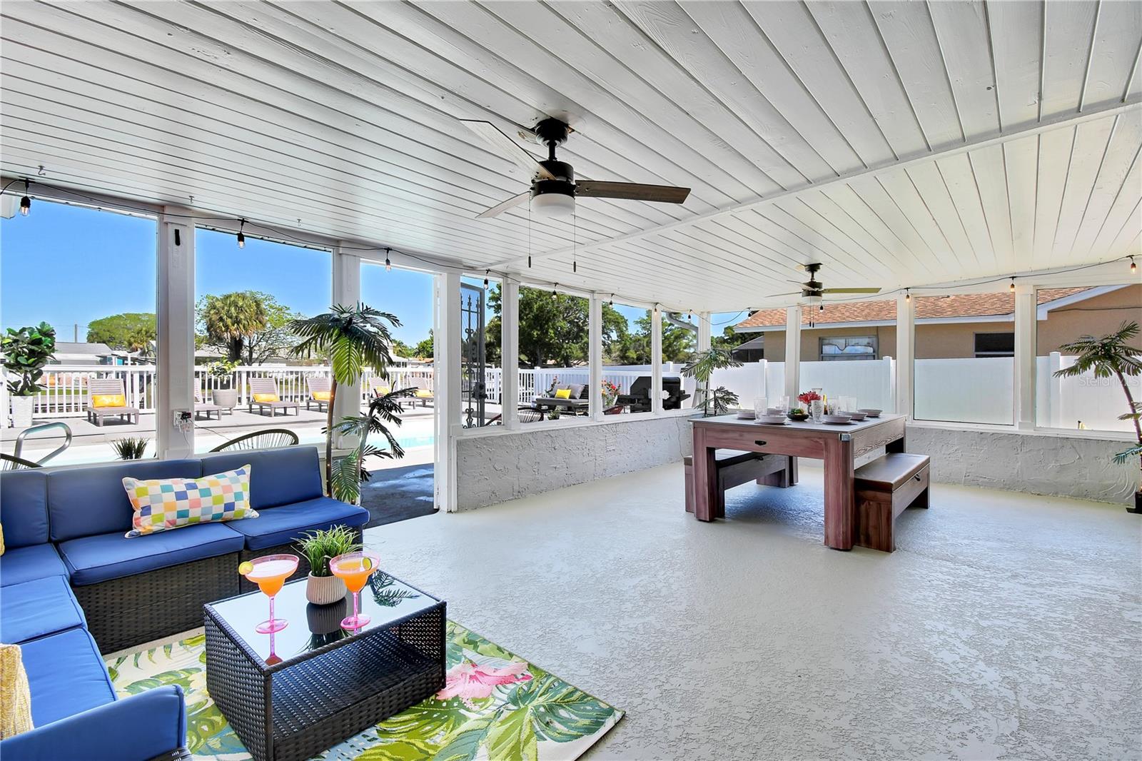 TAMPA SHORES UNIT 7 - Residential