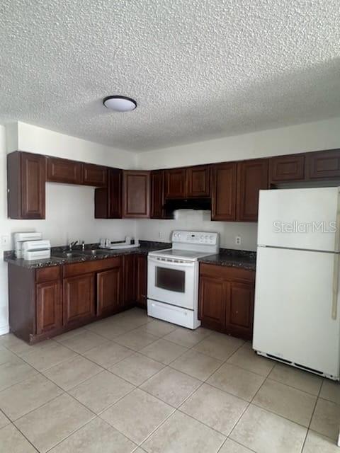 DAUGHTREYS ADD - Residential Lease