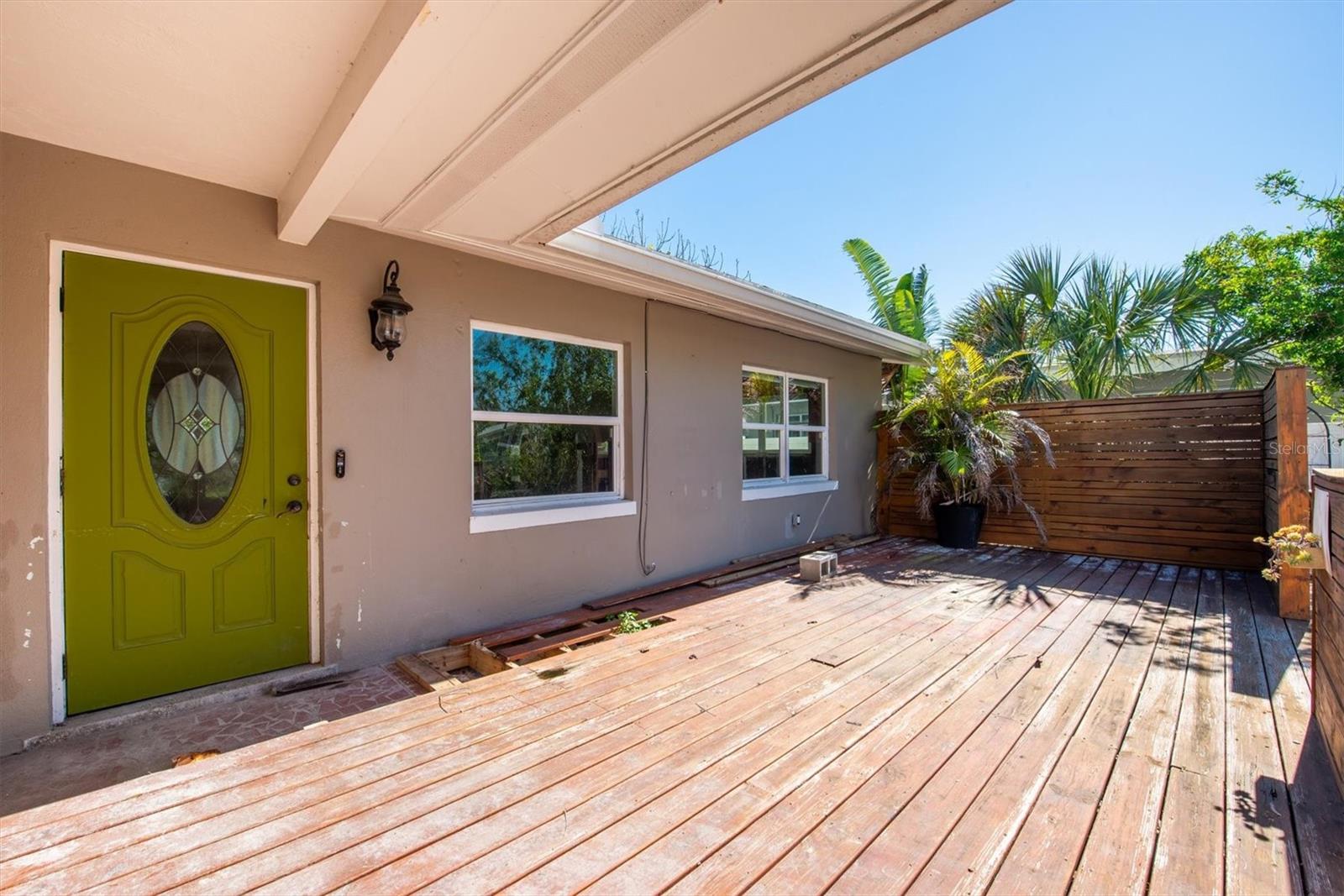 305 160TH TERRACE
