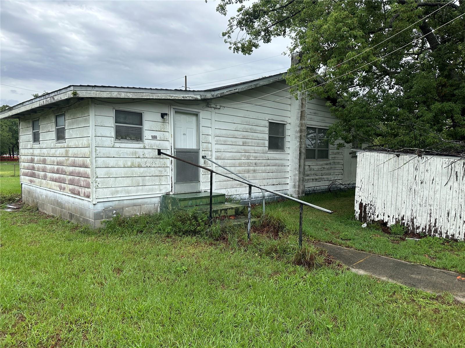 1886 PLEASANT HILL ROAD