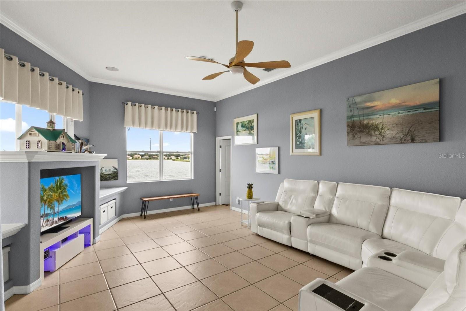 RIVER PLACE - Residential