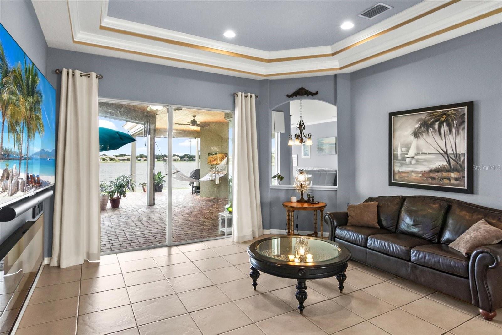 RIVER PLACE - Residential