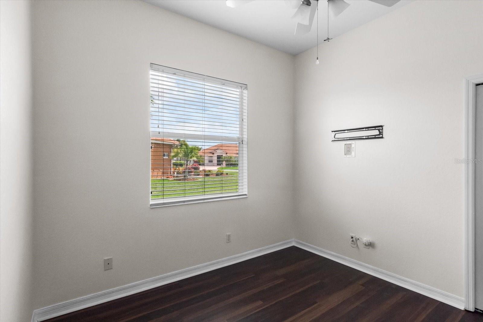 RIVER PLACE - Residential