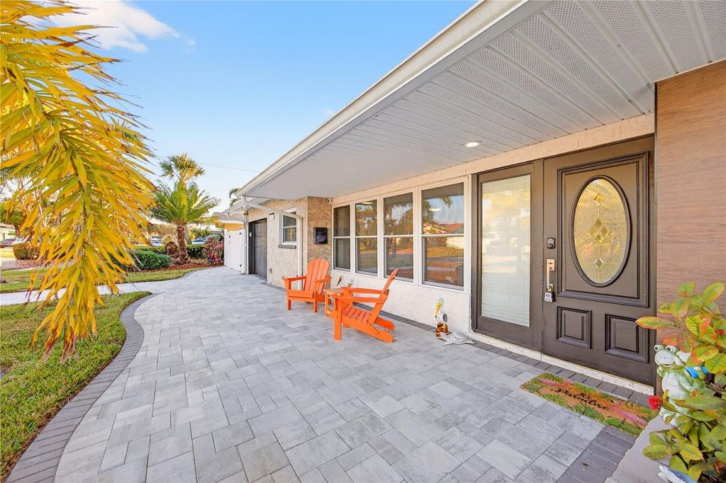 Photo of 5235 40th Street S, St Petersburg, FL 33711 (MLS # S5131134)