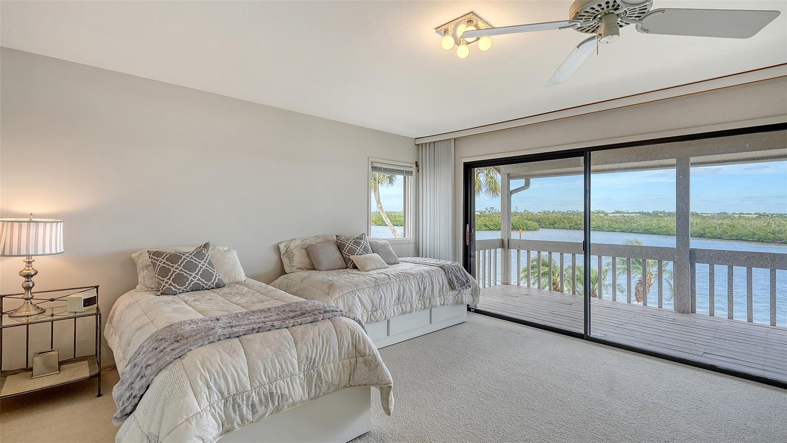 SIESTA COVE SUB - Residential