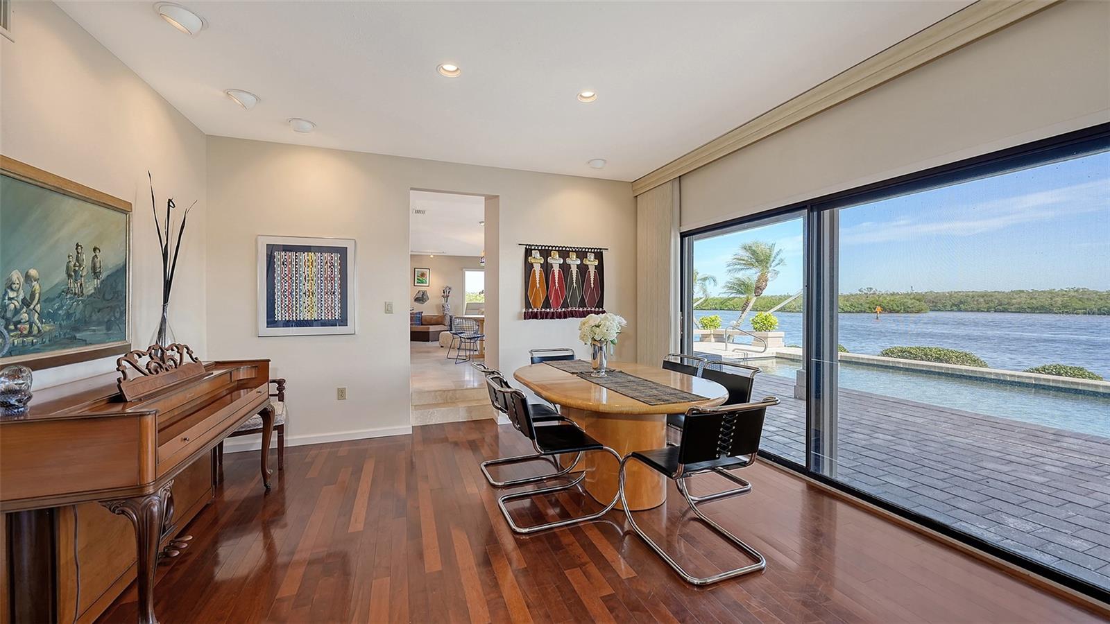 SIESTA COVE SUB - Residential