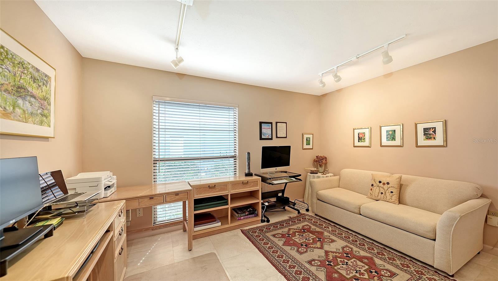 SIESTA COVE SUB - Residential