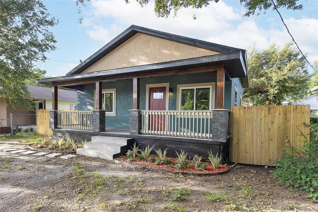 Photo of 3203 E Emma Street, Tampa, FL 33610 (MLS # TB8531329)