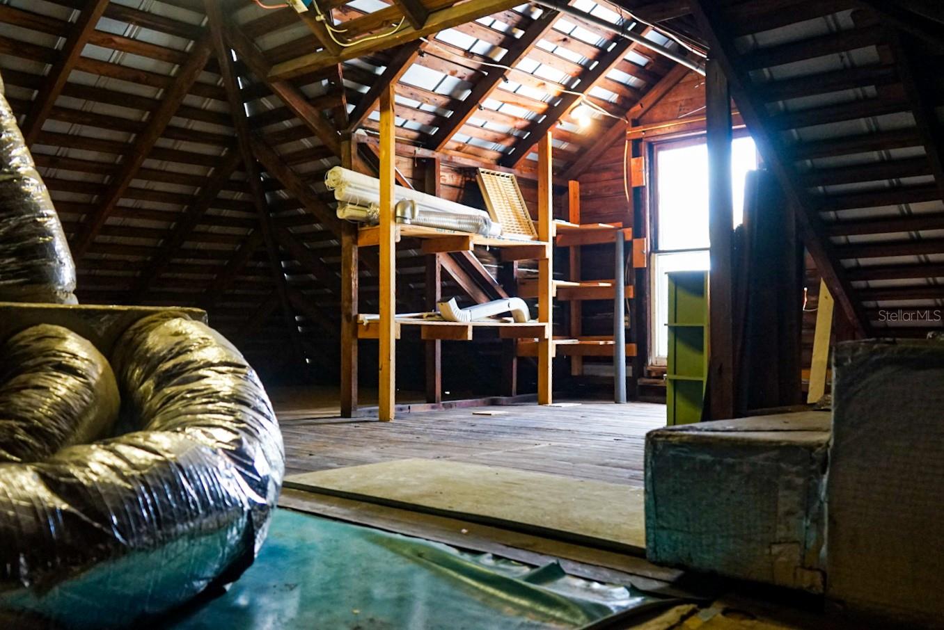 TOWN/ARCADIA - Residential