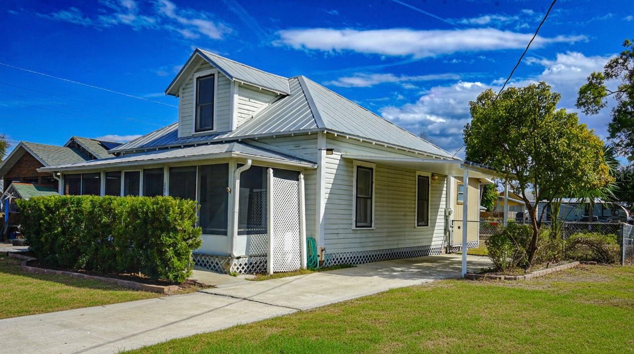 TOWN/ARCADIA - Residential