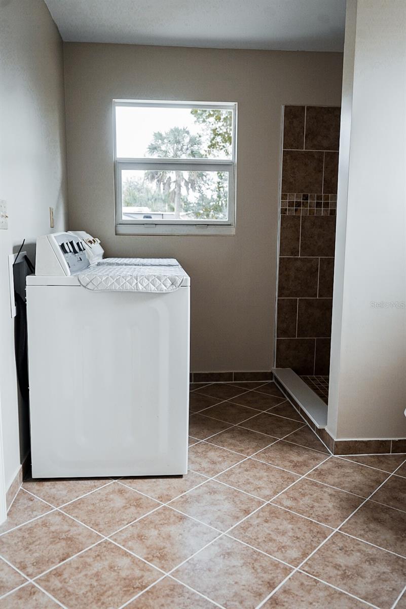 TOWN/ARCADIA - Residential