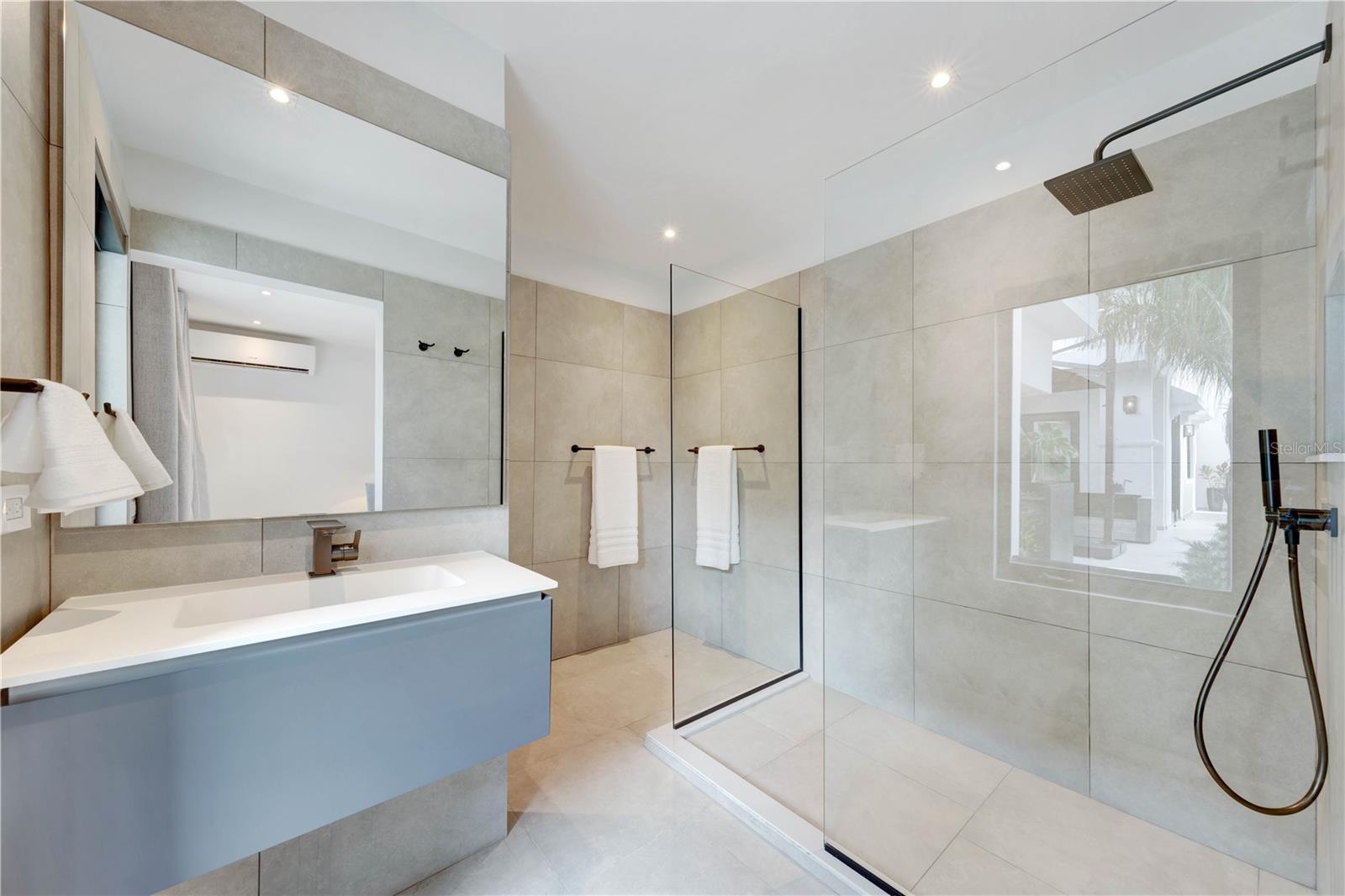 CONDADO - Residential