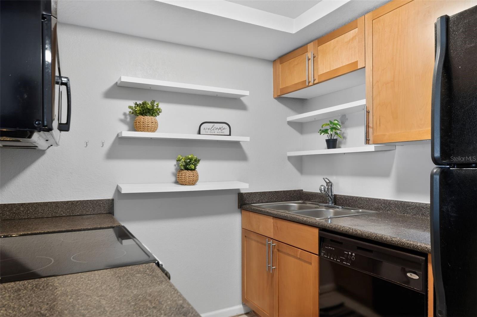 STRATFORD A WINTER PARK CONDO - Residential