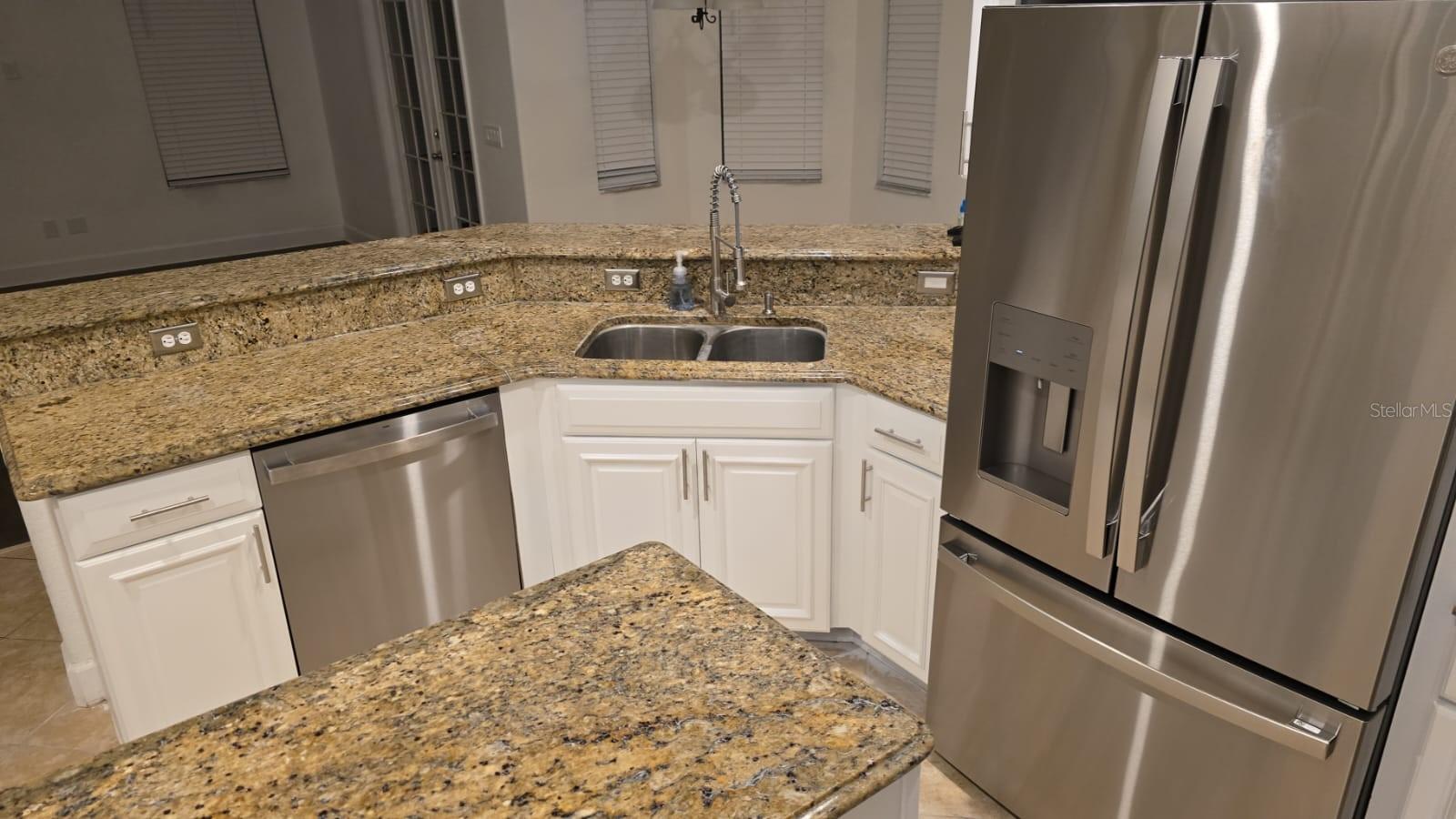 NORTH SHORE VILLAGE - Residential