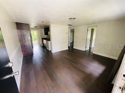 2202 SE 46 TERRACE