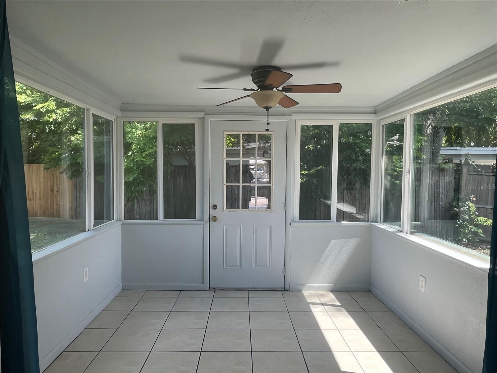 ORANGE LAKE VILLAGE - Residential Lease