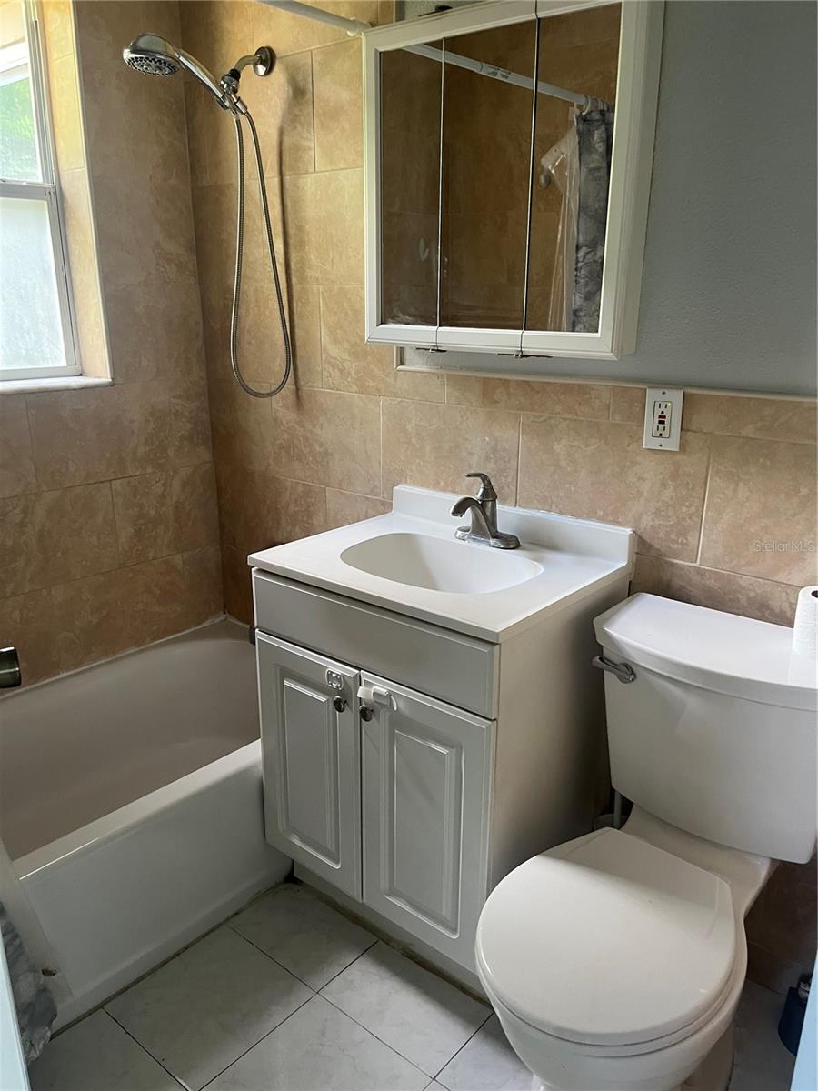 ORANGE LAKE VILLAGE - Residential Lease