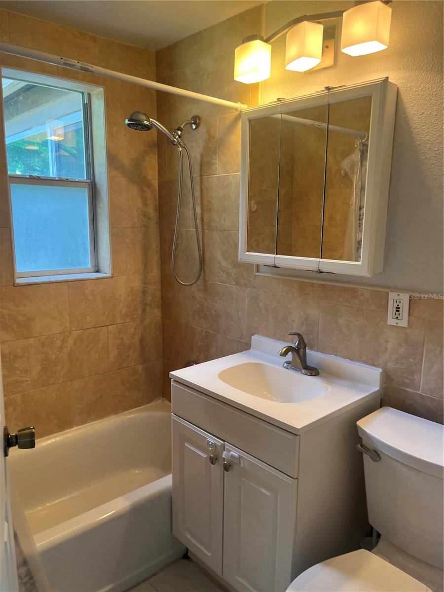 ORANGE LAKE VILLAGE - Residential Lease