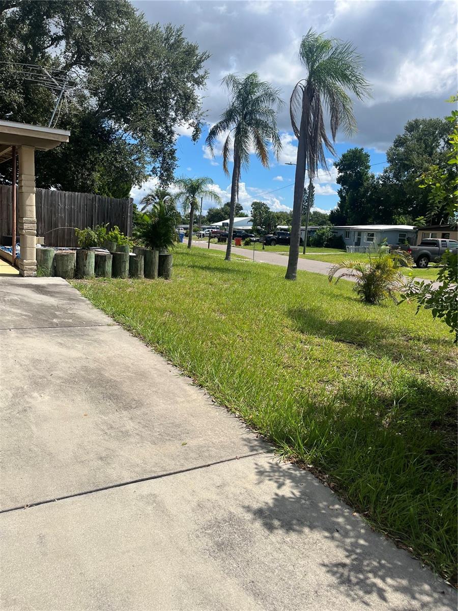 ORANGE LAKE VILLAGE - Residential Lease