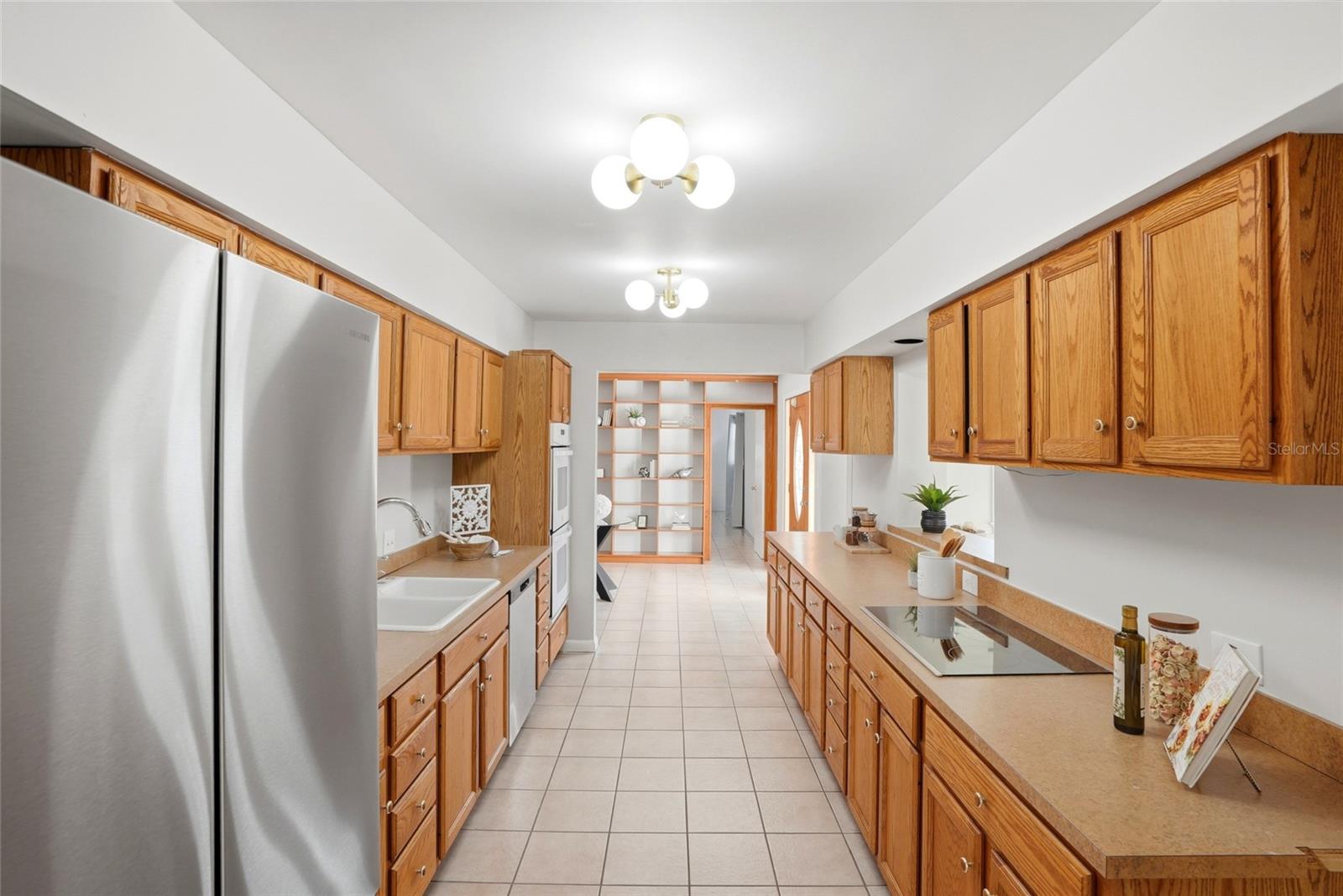 ROSE GARDEN UNIT 1 - Residential