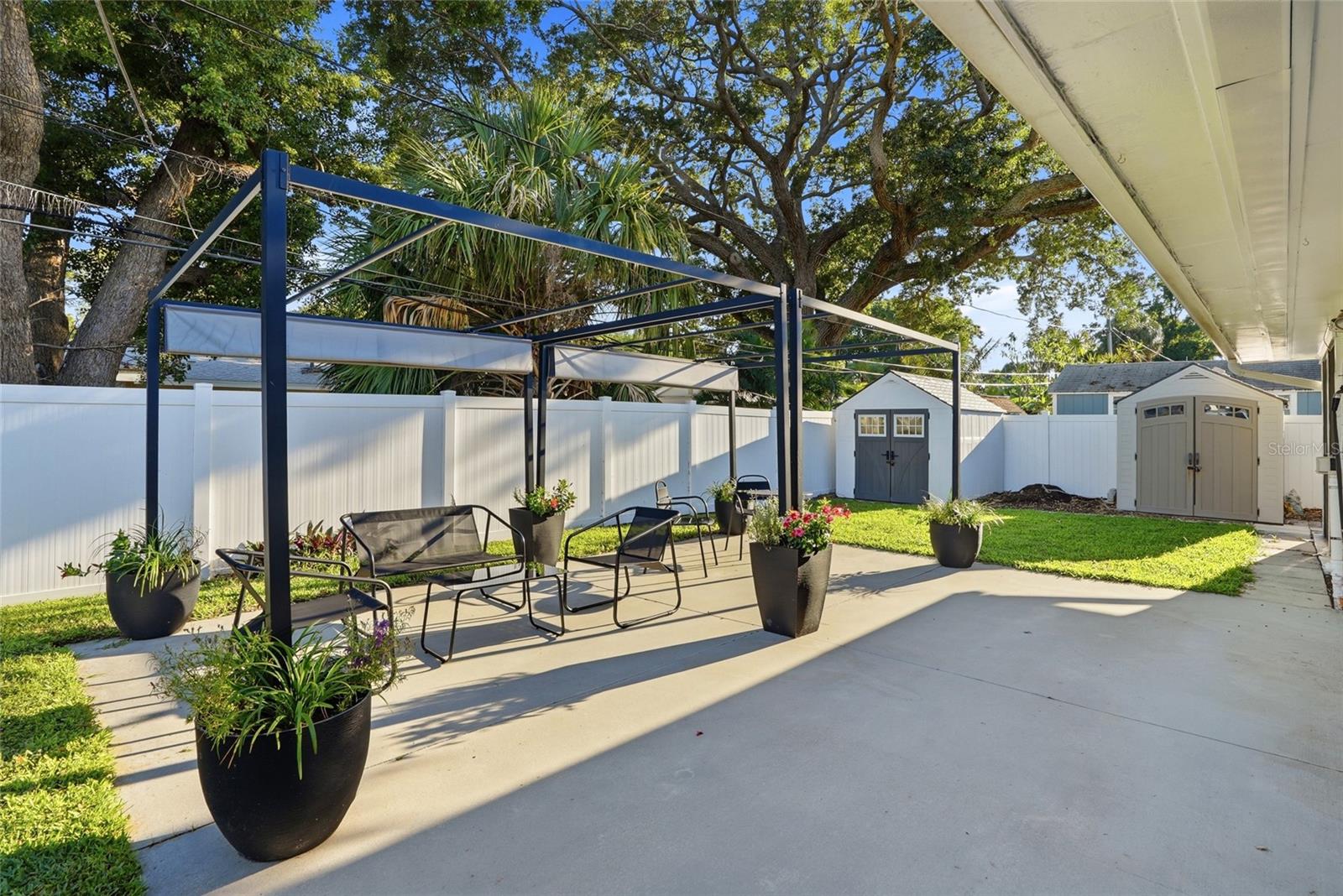 ROSE GARDEN UNIT 1 - Residential