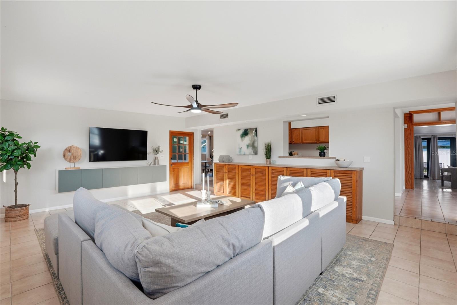 ROSE GARDEN UNIT 1 - Residential