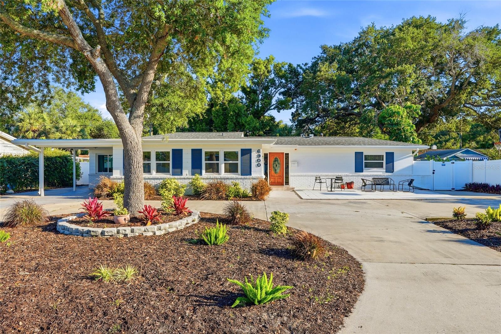 ROSE GARDEN UNIT 1 - Residential