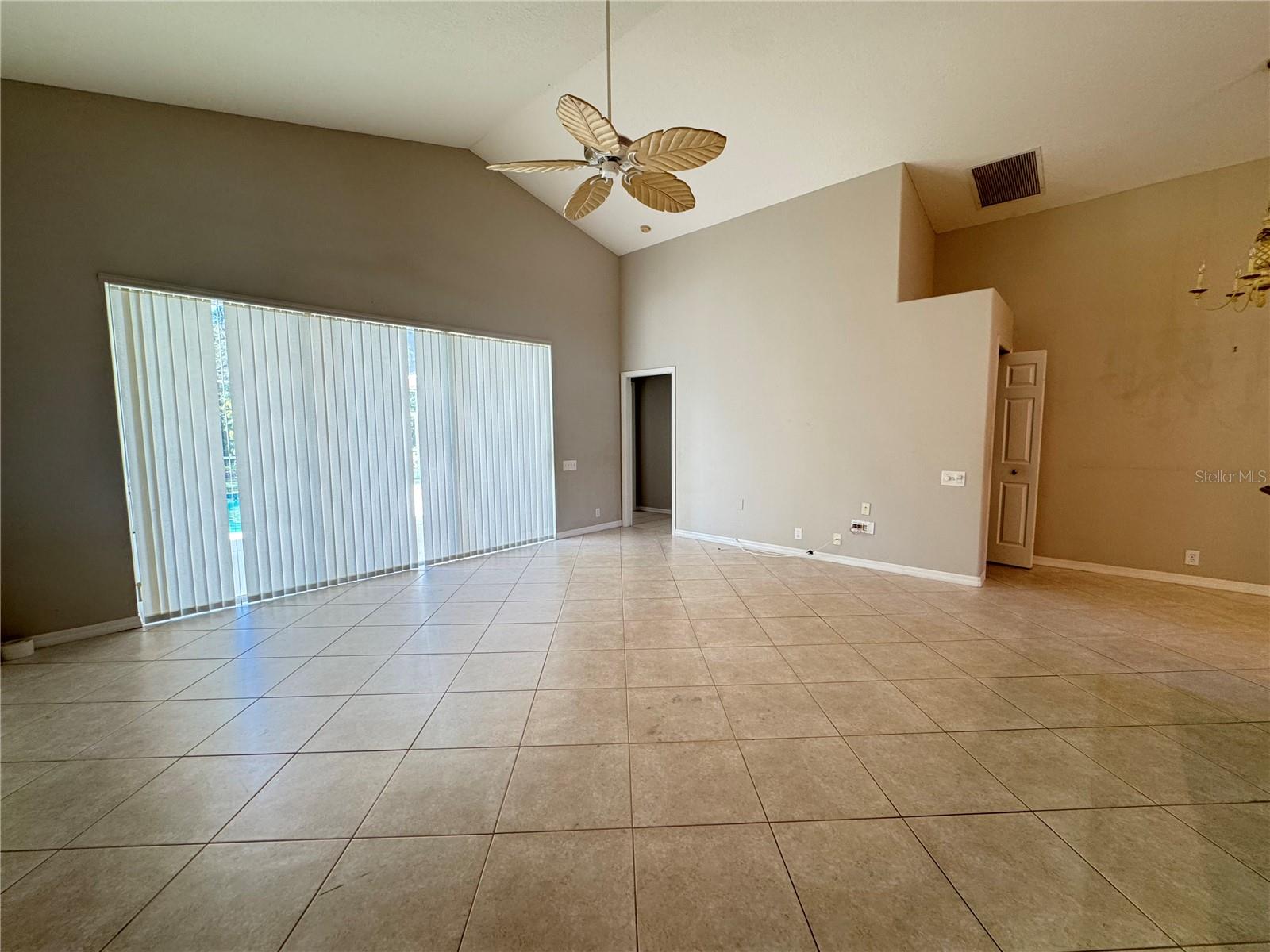 SUMMERFIELD VILLAGE SUBPHASE B U1, T322-4 - Residential Lease