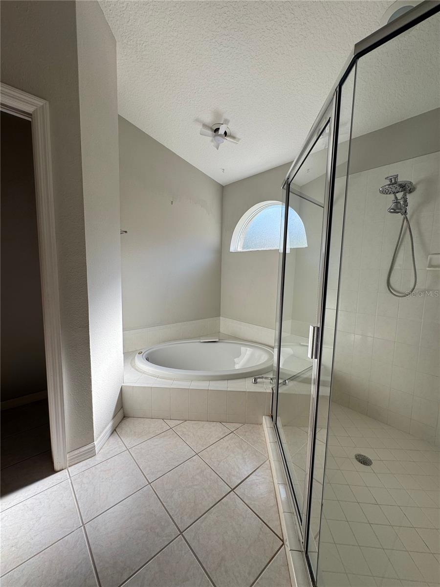 SUMMERFIELD VILLAGE SUBPHASE B U1, T322-4 - Residential Lease