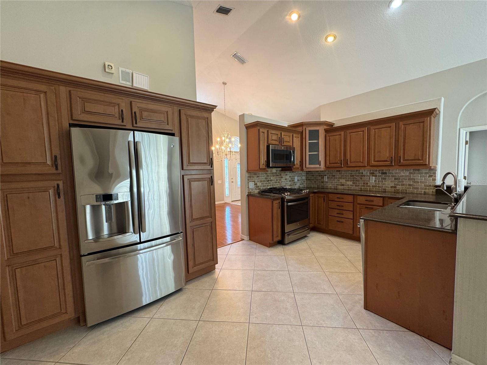 SUMMERFIELD VILLAGE SUBPHASE B U1, T322-4 - Residential Lease