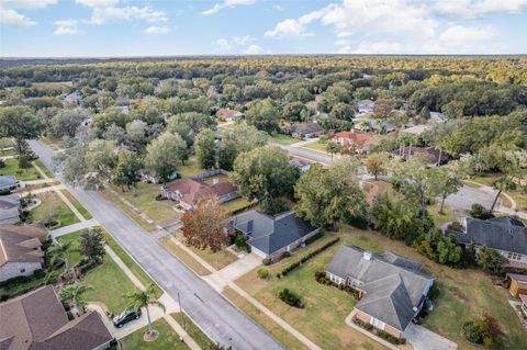 A home in DELAND