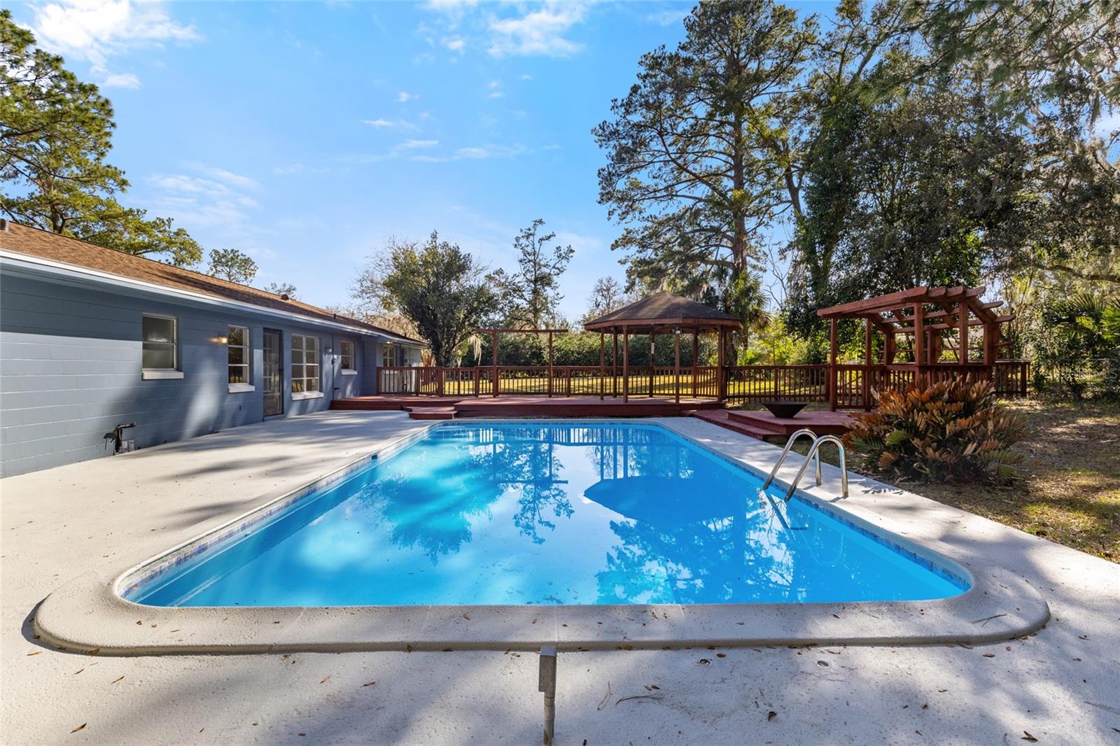 312 NW 7TH STREET