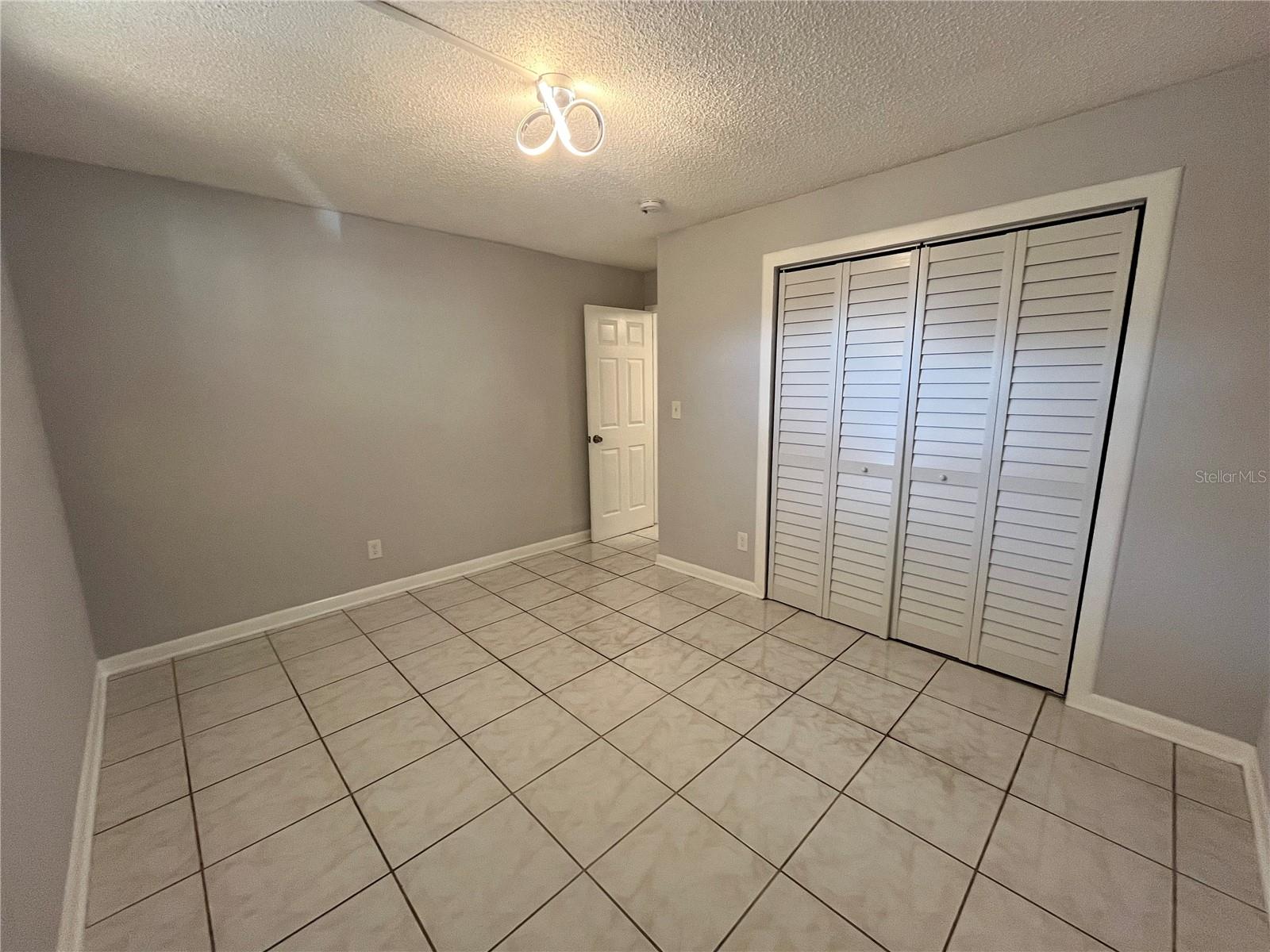 THE TAMPA RACQUET CLUB A CONDO - Residential Lease