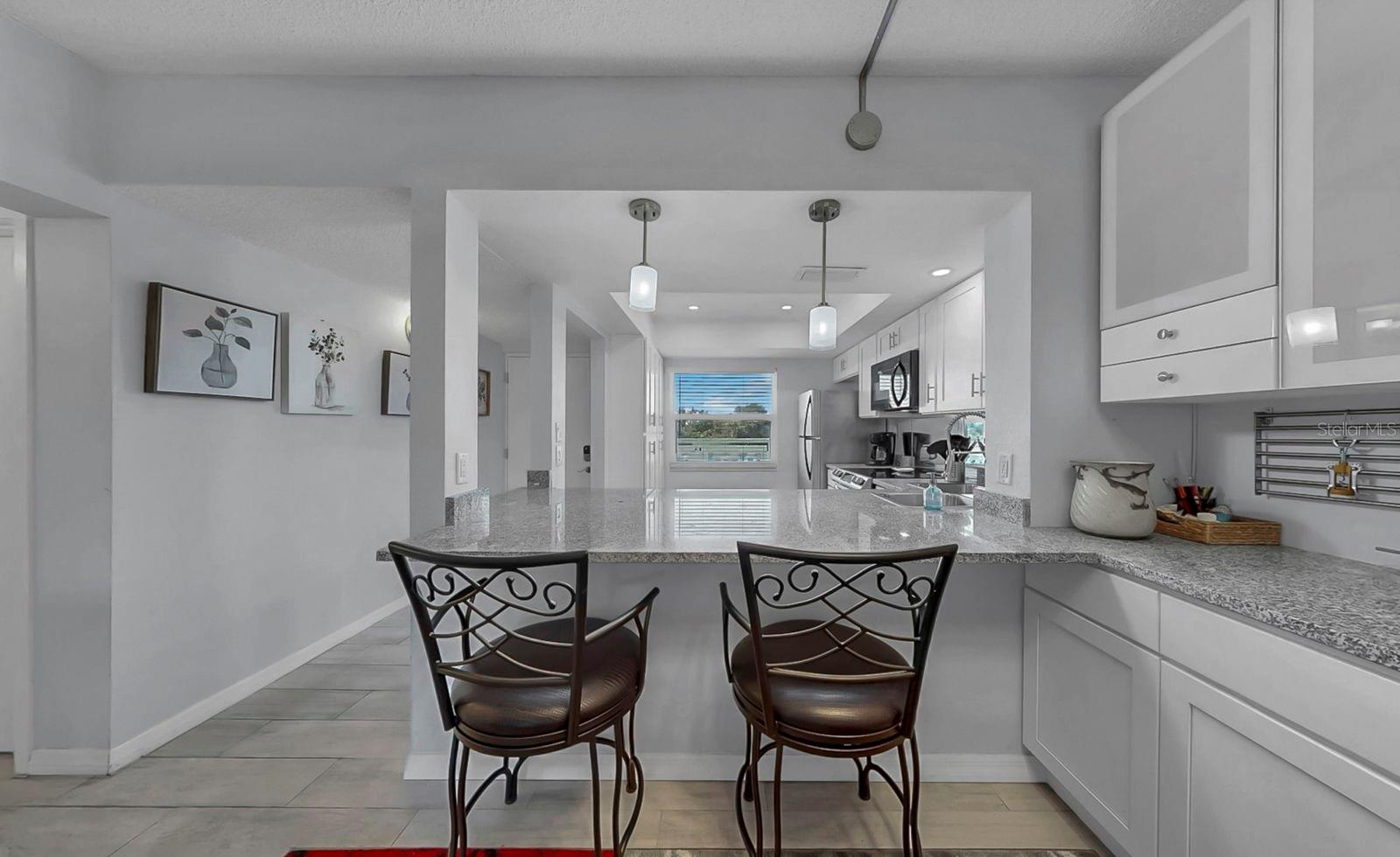 PARK CENTRAL TOWERS CONDO - Residential