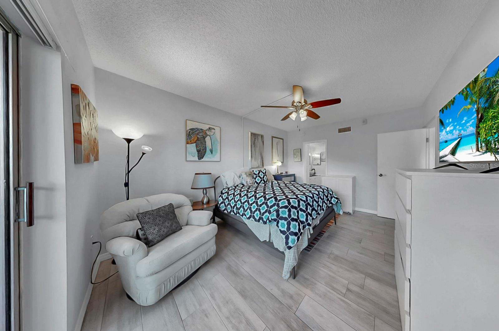 PARK CENTRAL TOWERS CONDO - Residential