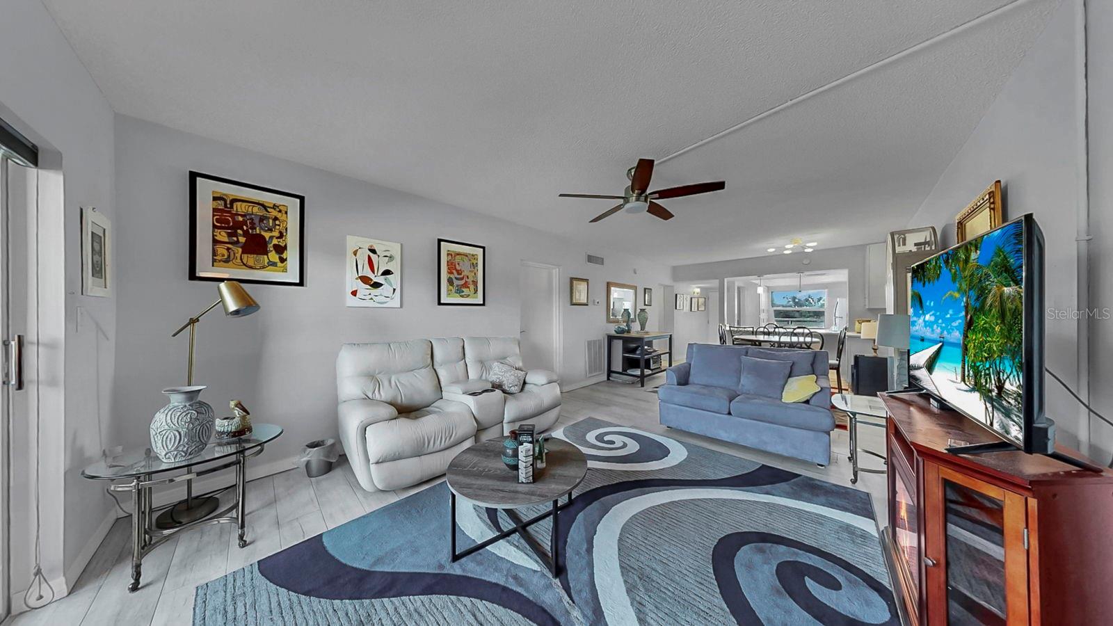 PARK CENTRAL TOWERS CONDO - Residential