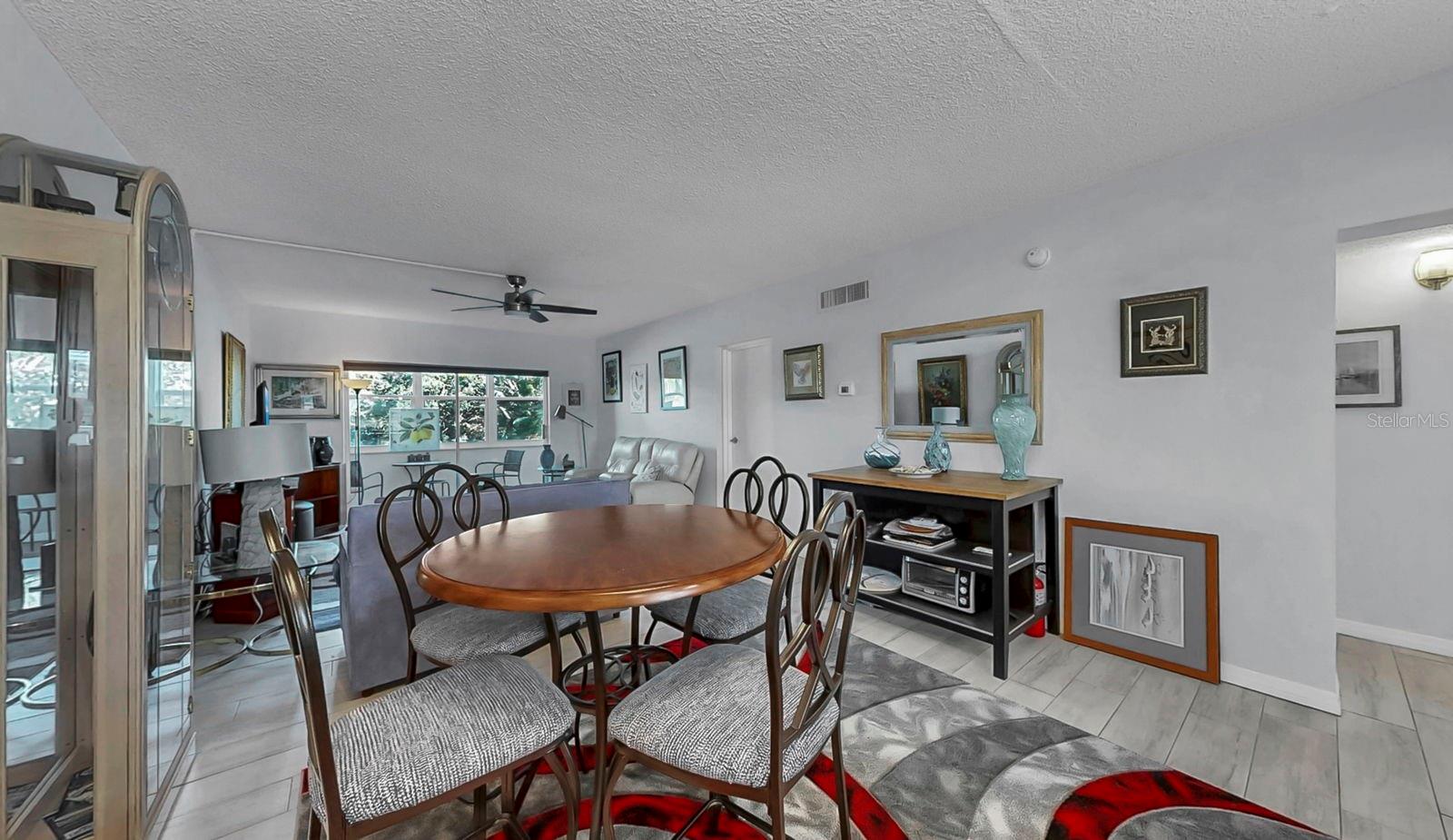 PARK CENTRAL TOWERS CONDO - Residential