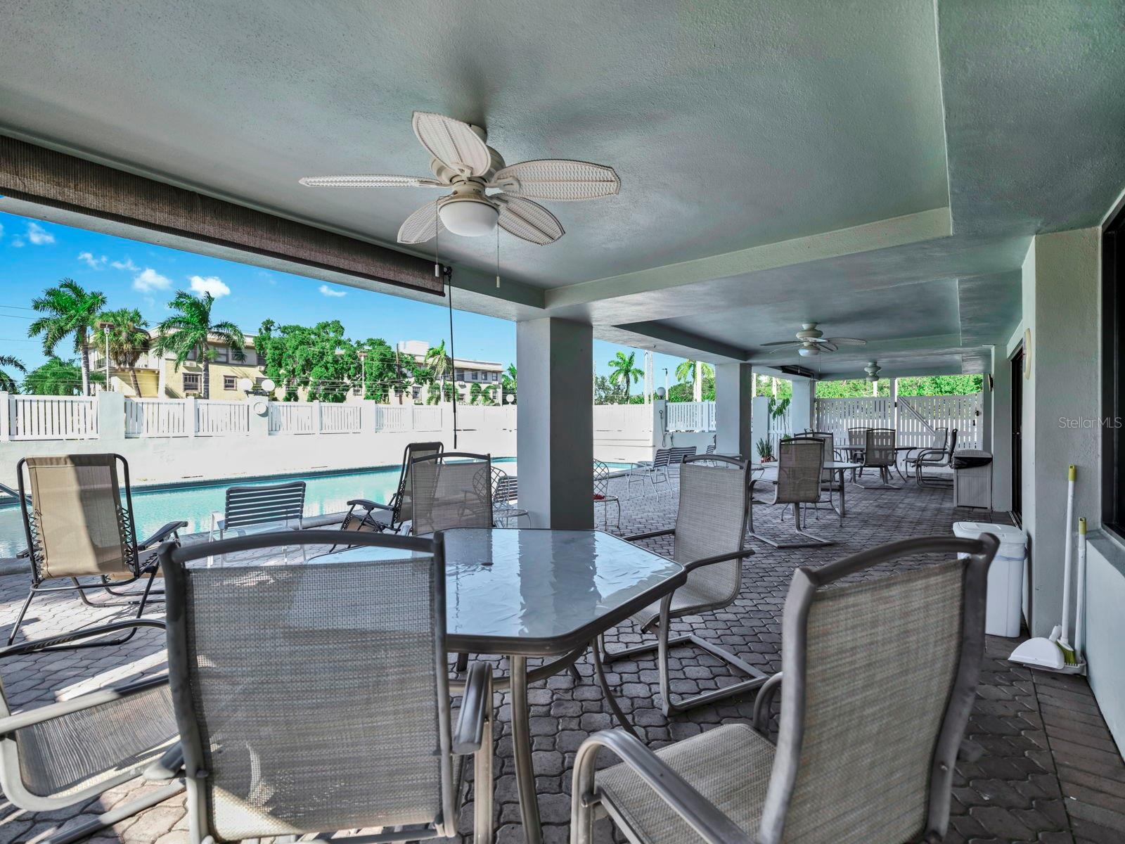 PARK CENTRAL TOWERS CONDO - Residential